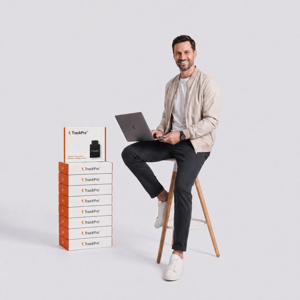 <p><strong>Paket erhalten & Einladung öffnen</strong></p>